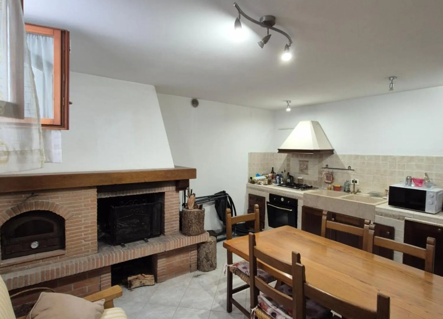 Rum i privatbostad Sogno Di Mezza Estate Rooms E Apartments